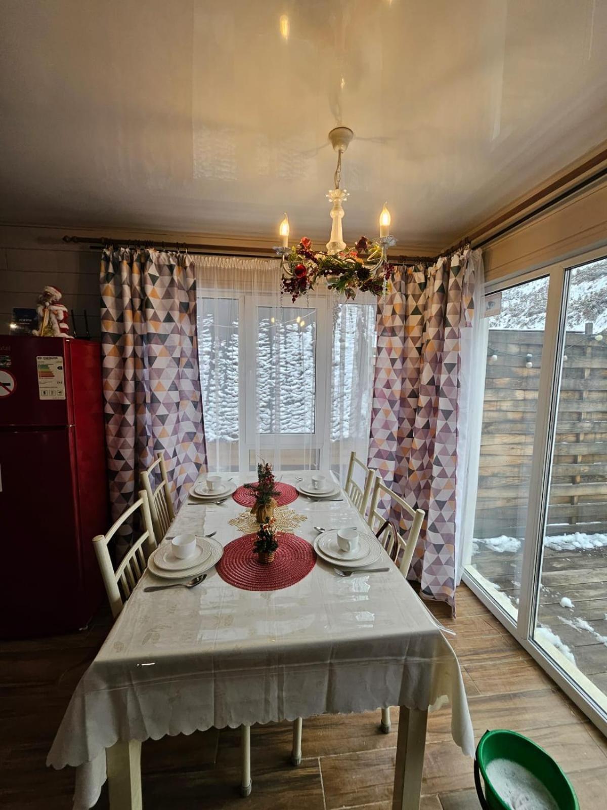 Nasha Dacha Villa Alma-Ata Buitenkant foto